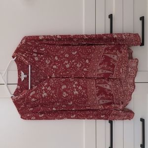 Lucky Brand size S rusty red patterned blouse with buttons